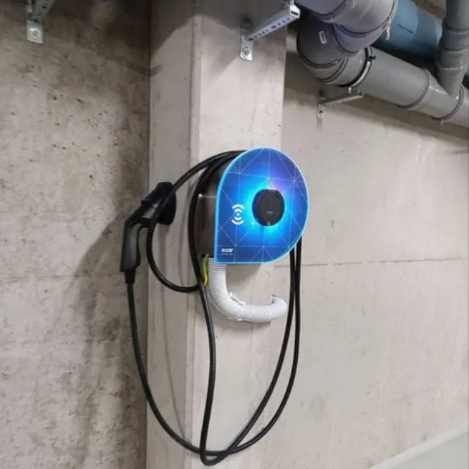 Wallbox IONT tech v garáži bytového domu
